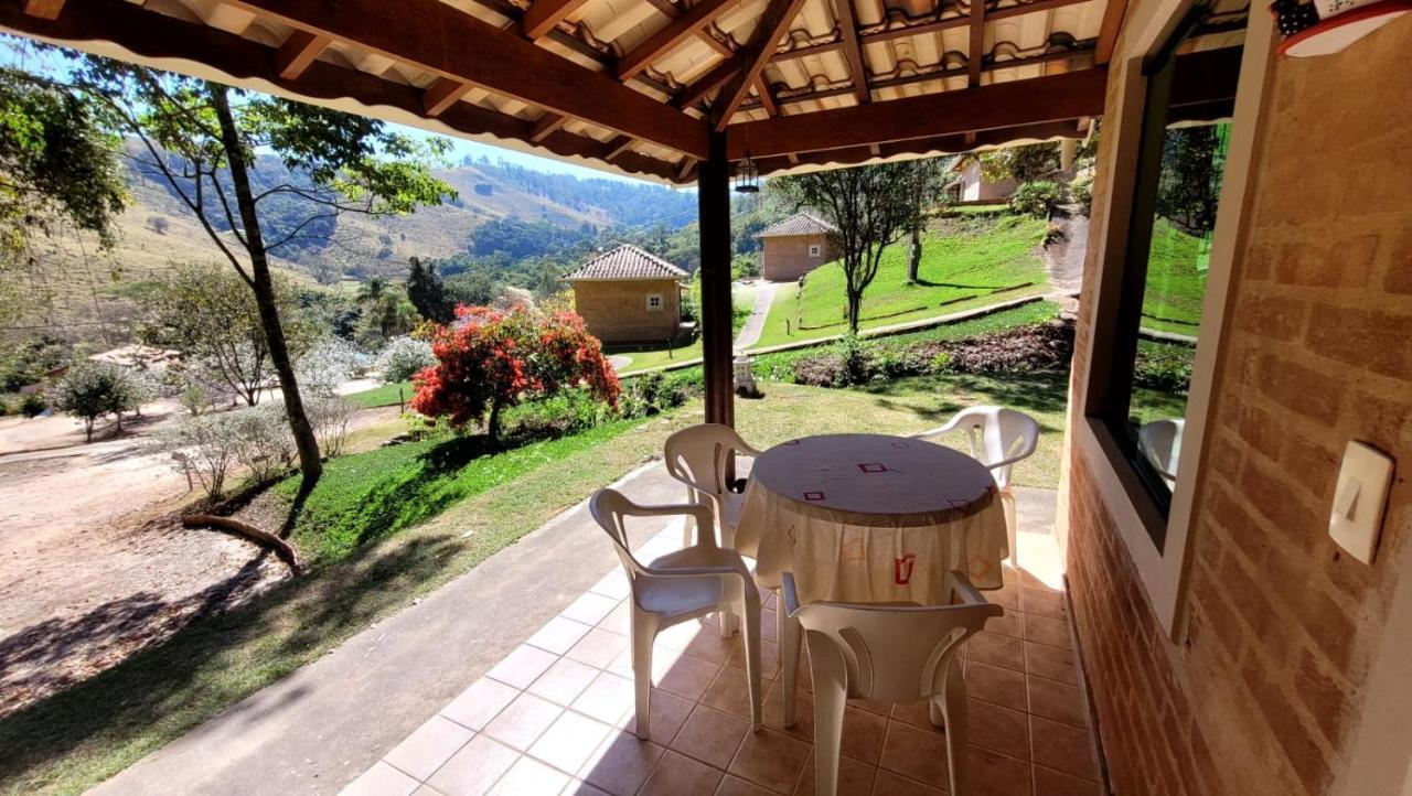 Recanto Dos Beija Flores, Chale Bougainville Monte Alegre do Sul Exterior foto